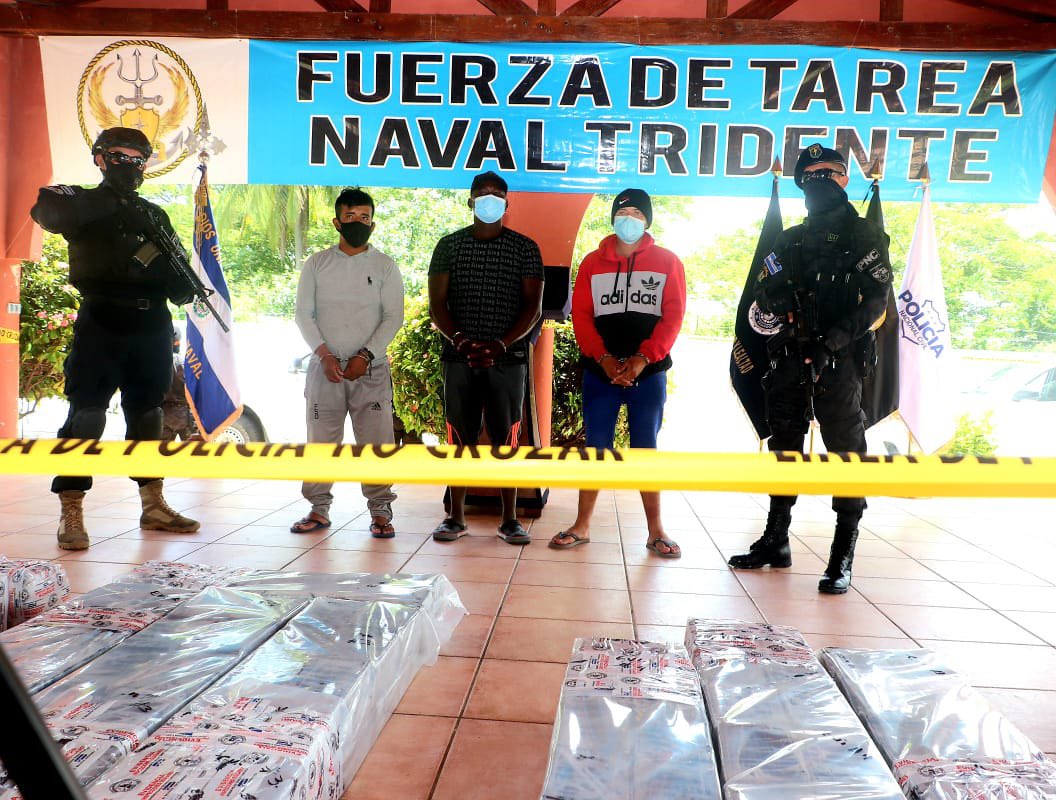 #PlanControlTerritorial golpea al narcotráfico impidiendo la circulación de 585 kilogramos de droga plancontrolterritorial-golpea-al-narcotrafico-impidiendo-la-circulacion-de-585-kilogramos-de-droga